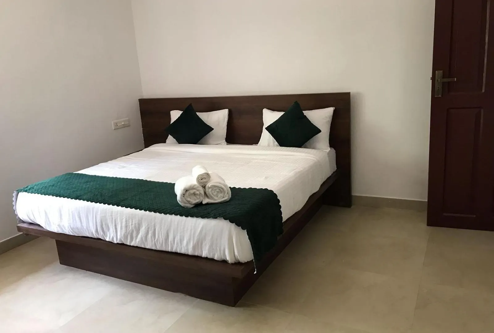 Maanasa Apartment Kalpetta 0*,  India
